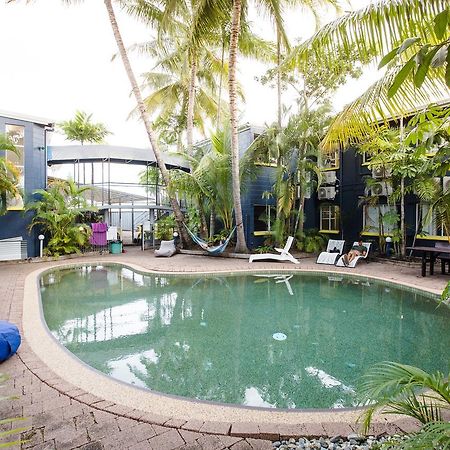 Mad Monkey Village Cairns Exterior photo