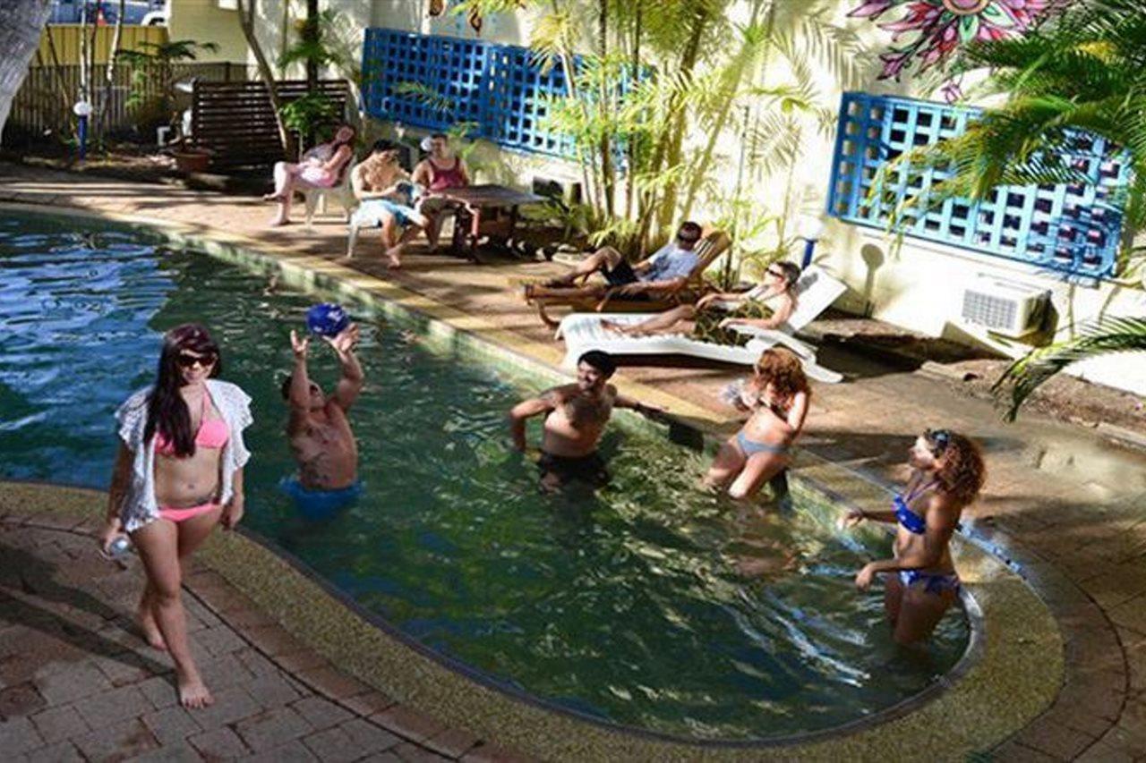 Mad Monkey Village Cairns Exterior photo